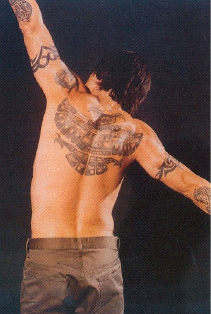Anthony Kiedis large back tattoo across the shoulder blades