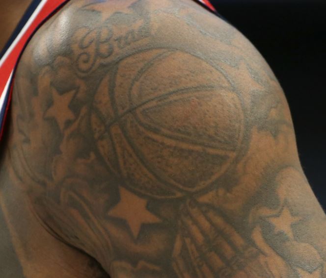Bradley Beal basketball shoulder tattoo