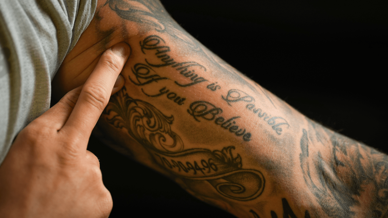 Brandon Montour family birth years and flowers arm tattoo