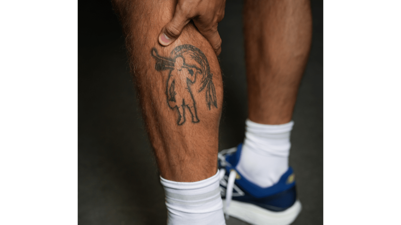 Brandon Montour frog owl and wolf thigh tattoos