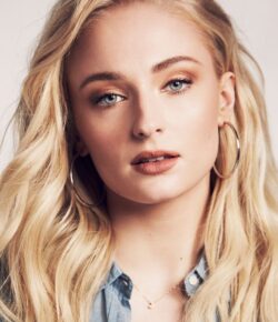 Sophie Turner Tattoos: The Direwolf, W for Willa and More