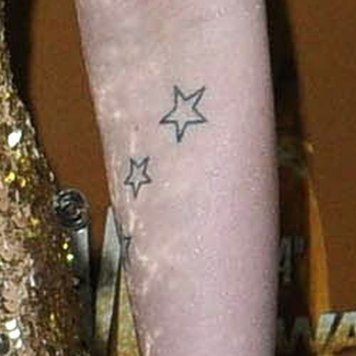 Kellie Pickler stars tattoo on left arm
