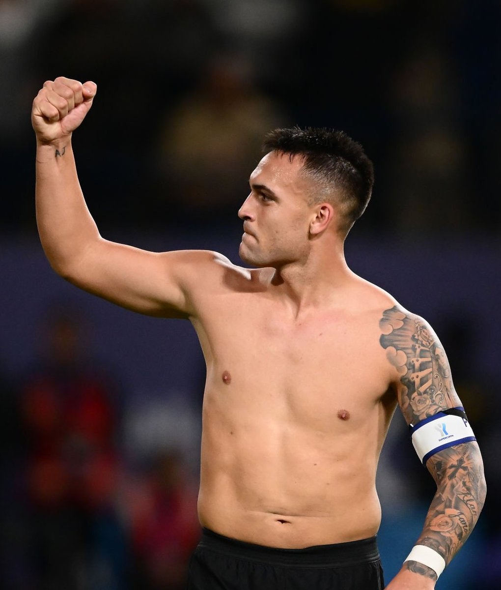 Lautaro Martínez arm tattoos with family names and symbols