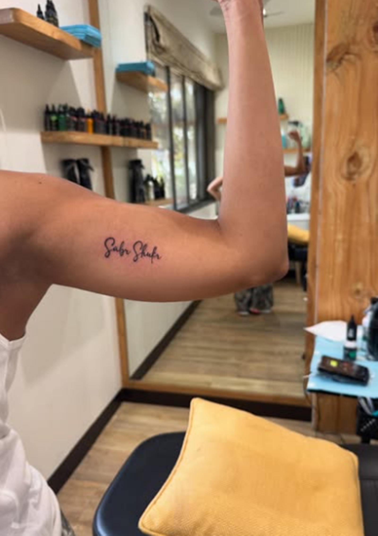 Malaika Arora Sabr Shukr tattoo close-up