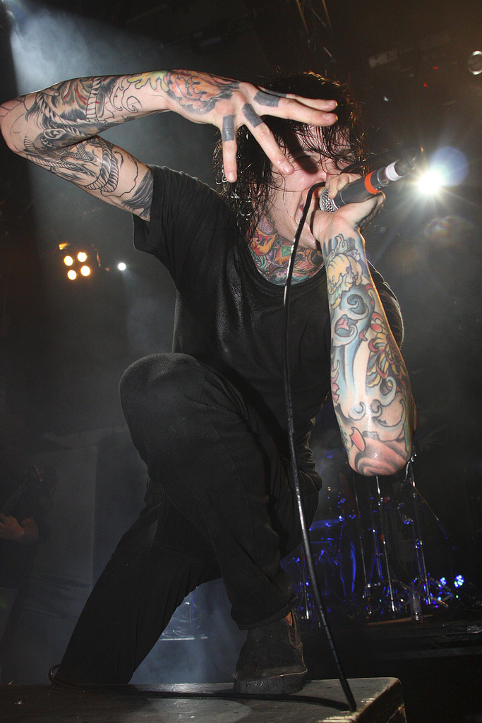 Mitch Lucker neck and hand tattoos