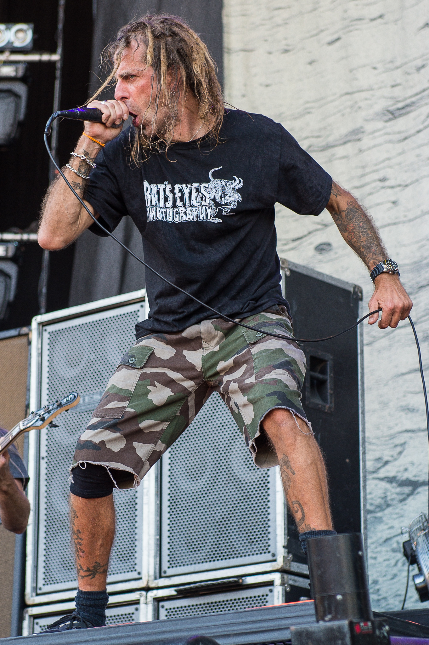 Randy Blythe both arm and leg tattoos 2015