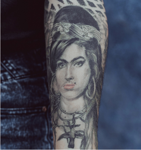 Tatiana Shmayluk self-made tattoo