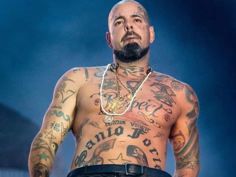 Tico Santa Cruz Santo Jorge chest tattoo