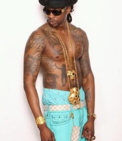 Two Chainz lets the ink do some talking