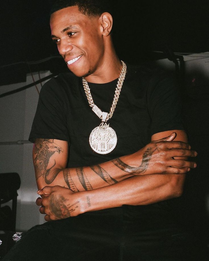A Boogie wit da Hoodie hand and forearm tattoos
