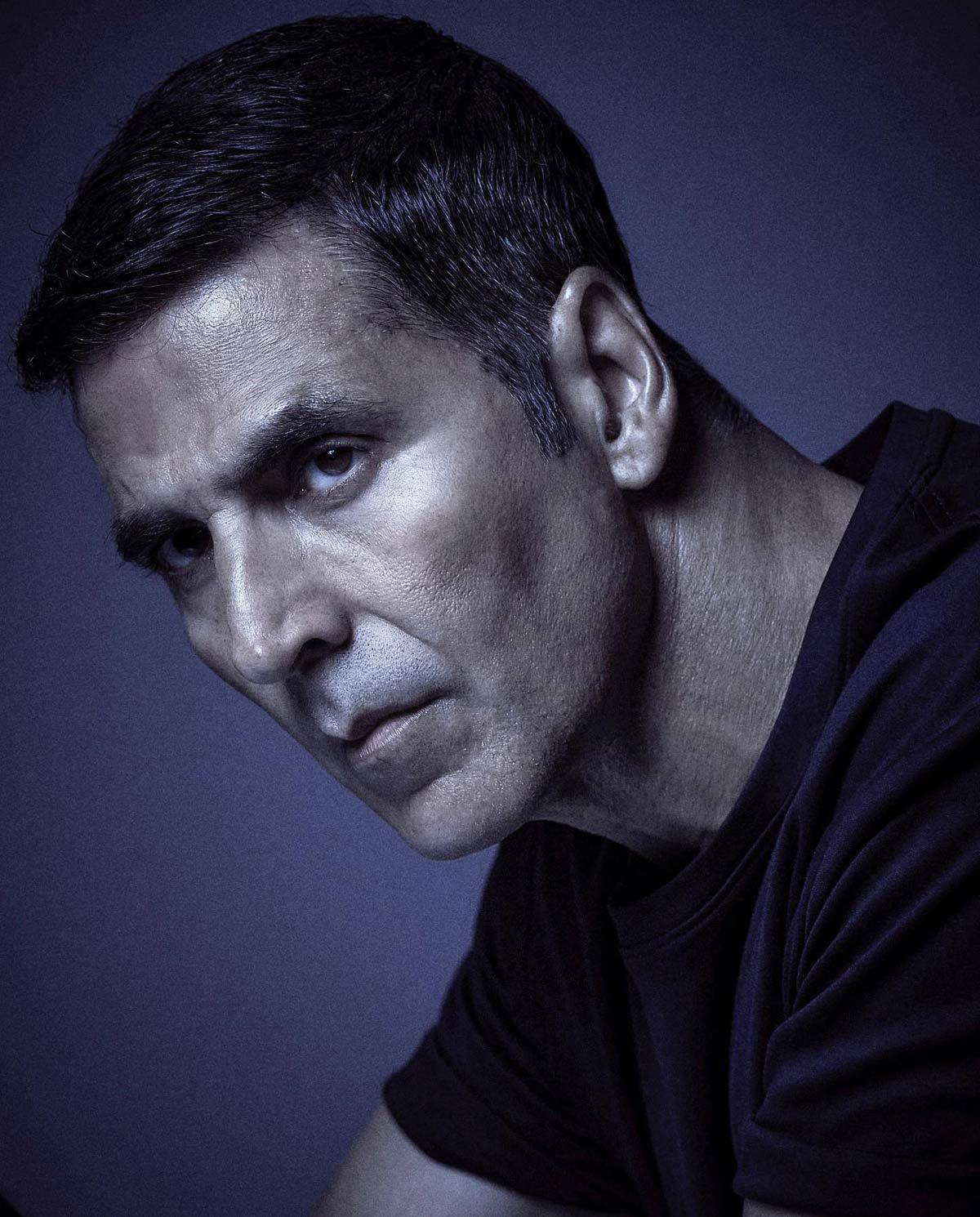 face-visible close portrait from Rediff Akshay Kumar portrait: face-visible close portrait from Rediff