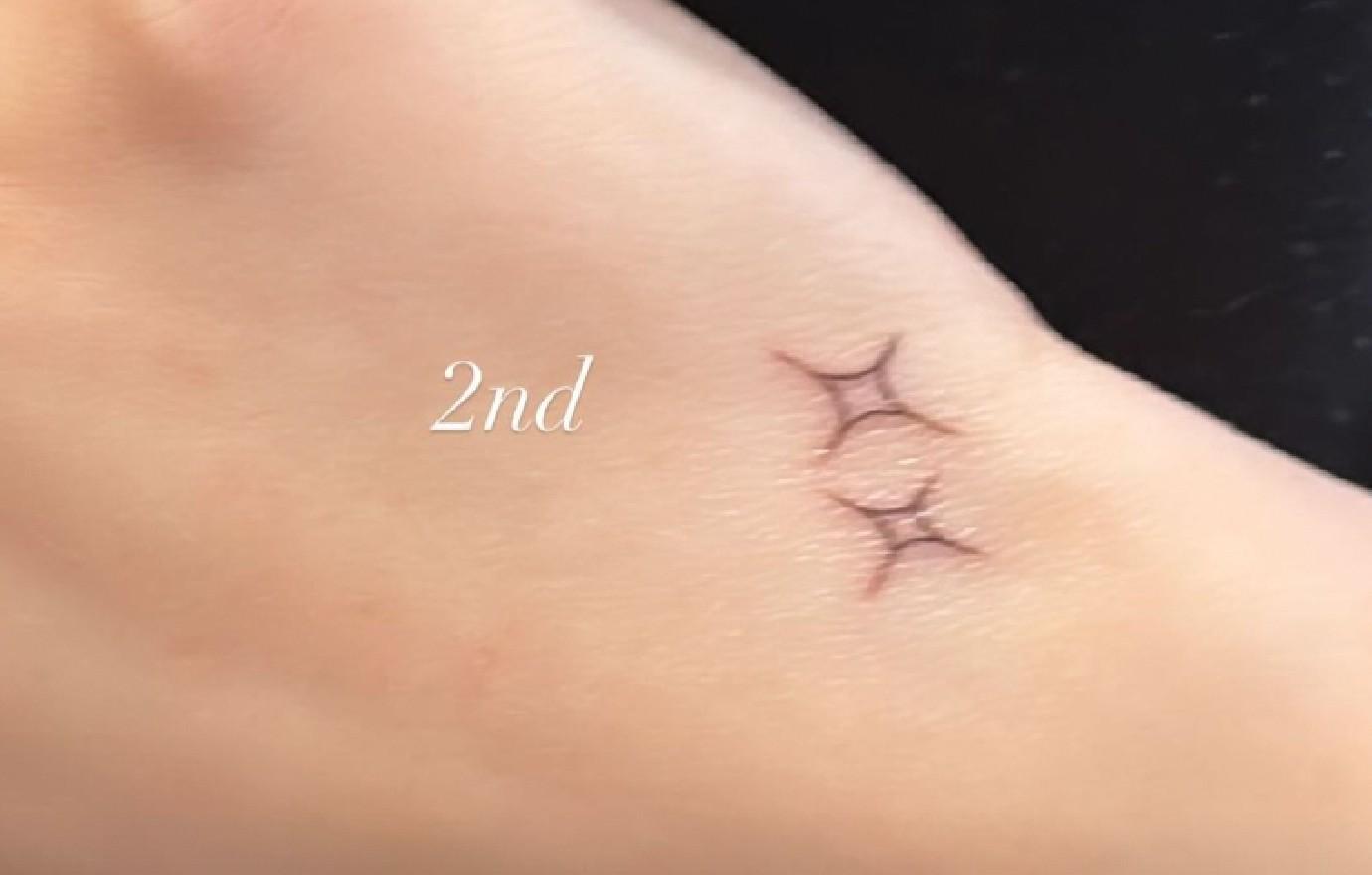 Alabama Barker documented wrist star tattoos Alabama Barker tattoos: documented wrist star tattoos