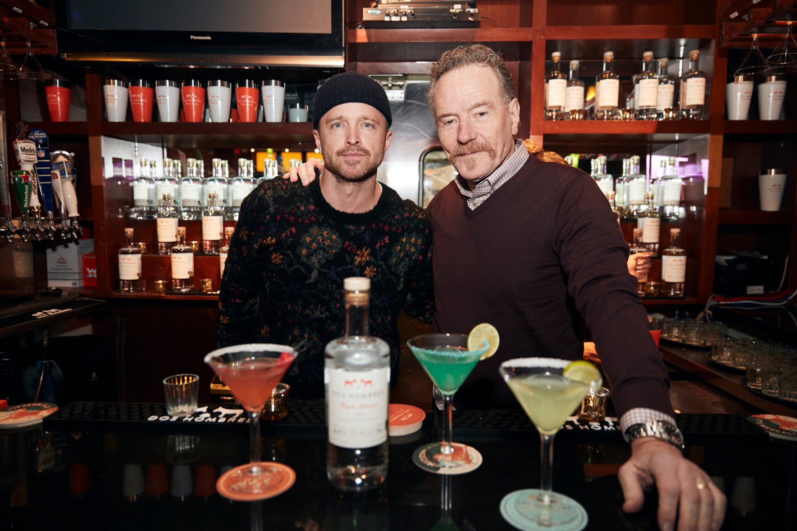 Bryan Cranston in a contextual photograph: inline contextual photo; not tattoo evidence