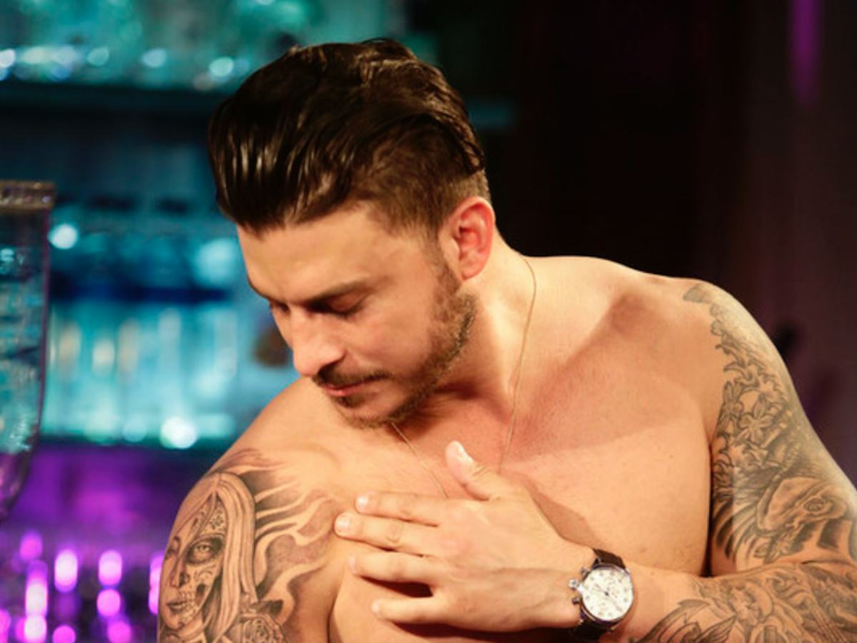 Jax Taylor Shows the hybrid portrait tattoo on the upper arm Jax Taylor tattoos: Shows the hybrid portrait tattoo on the upper arm