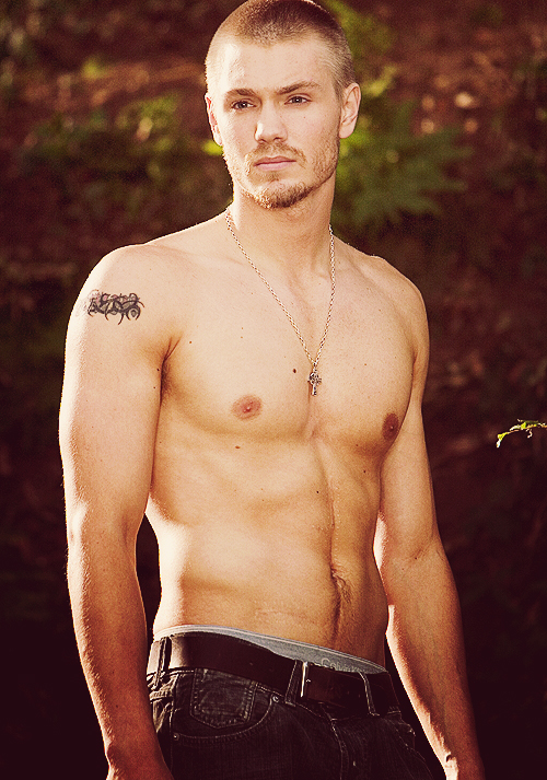 Chad Michael Murray tattoos: Genuine shirtless portrait showing the compact upper-arm tattoo clearly.