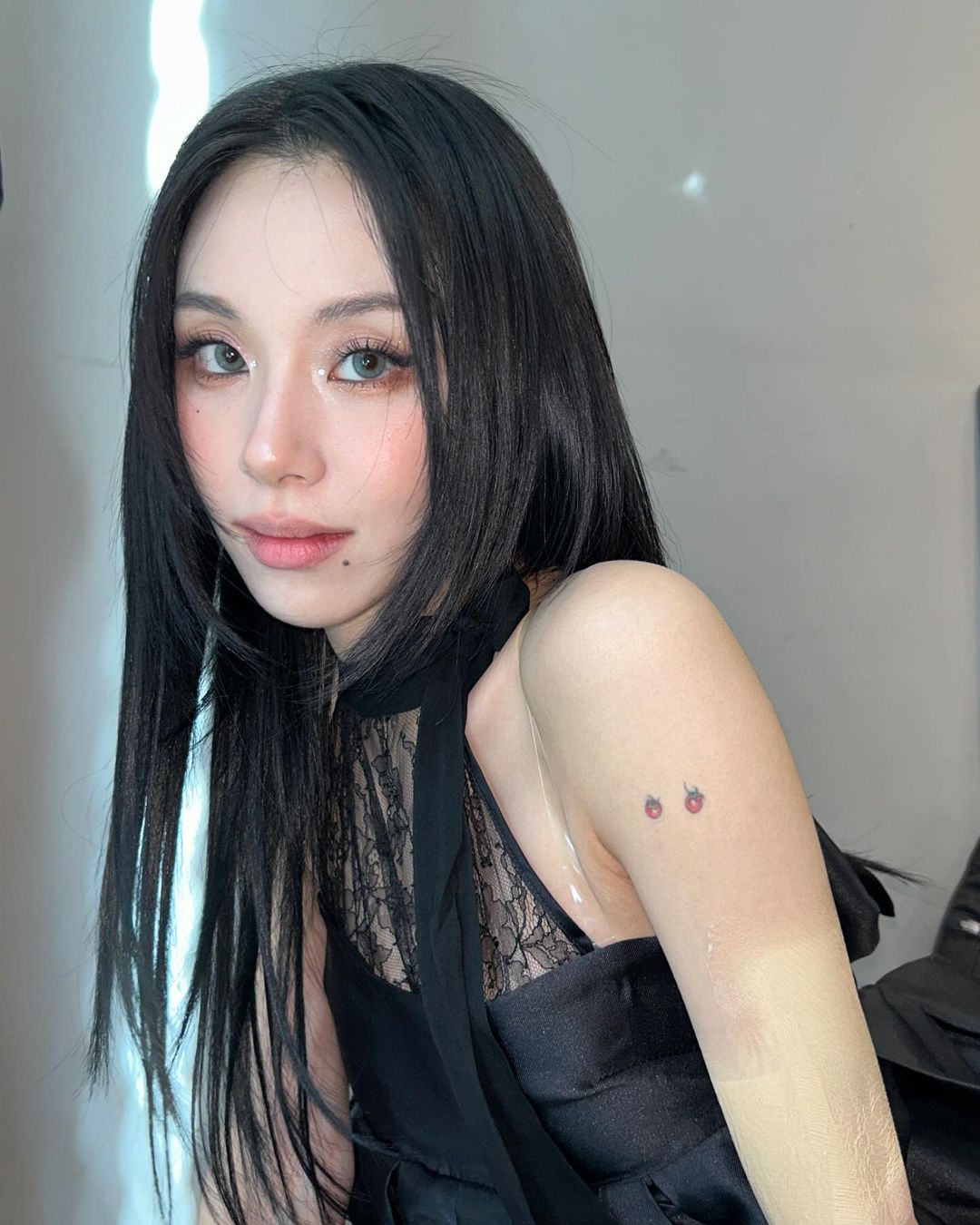 Chaeyoung tattoos: inline