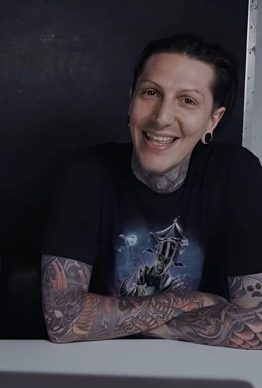 Chris Motionless neck tattoo close-up