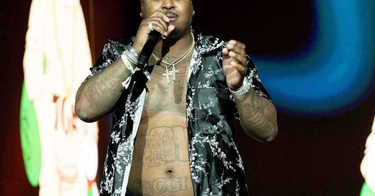 Drakeo the Ruler tattoos: chest, stomach and arm tattoo layout