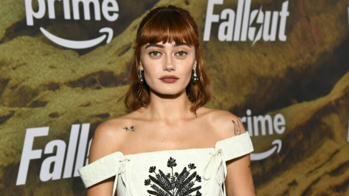 Ella Purnell tattoos