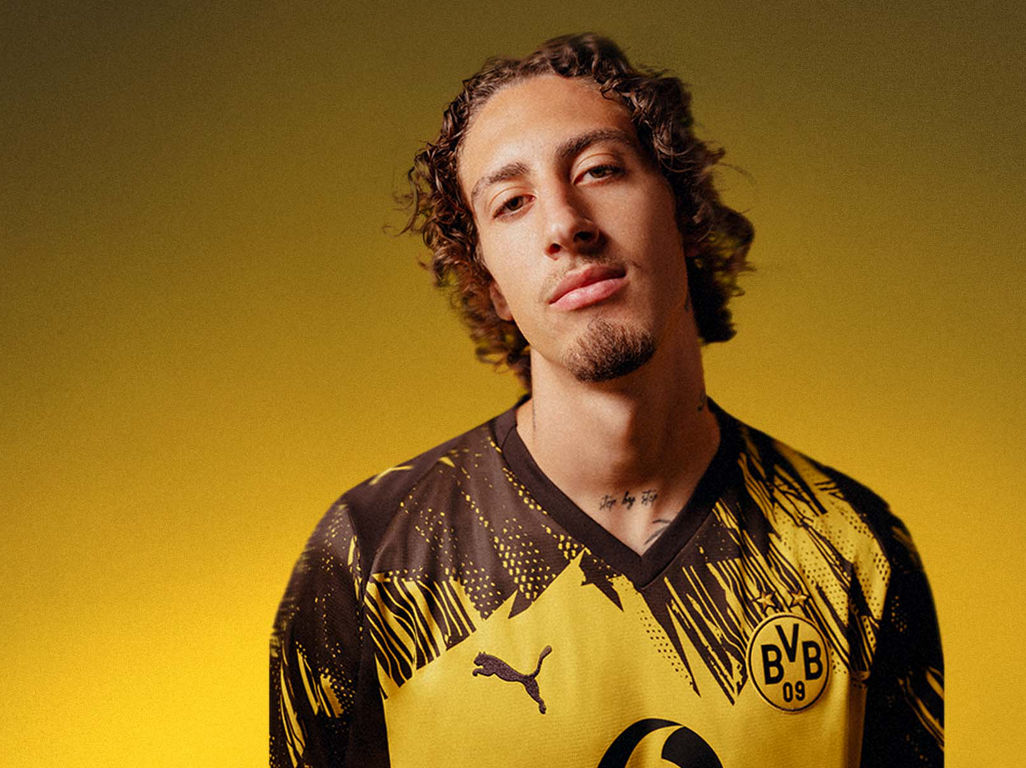 Fabio Silva in a contextual public photograph; this image is not tattoo evidence