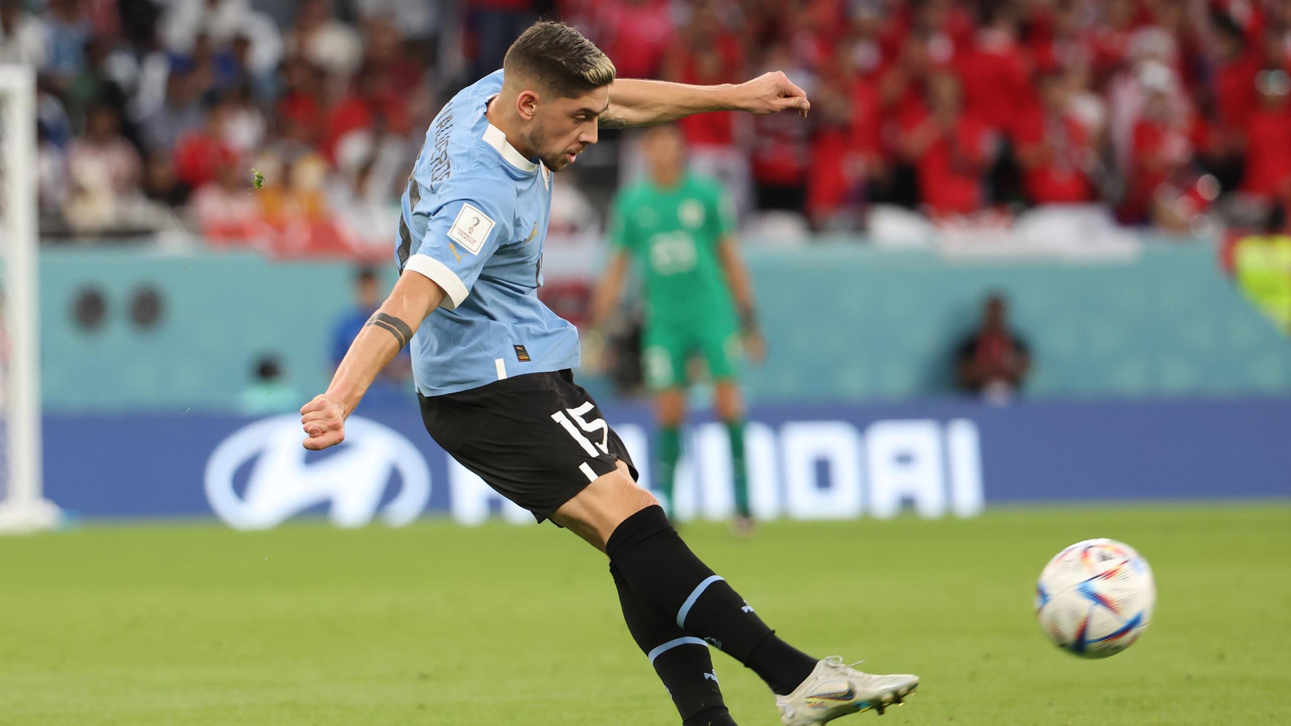 Federico Valverde in a contextual photograph: Valverde on the pitch; not tattoo evidence