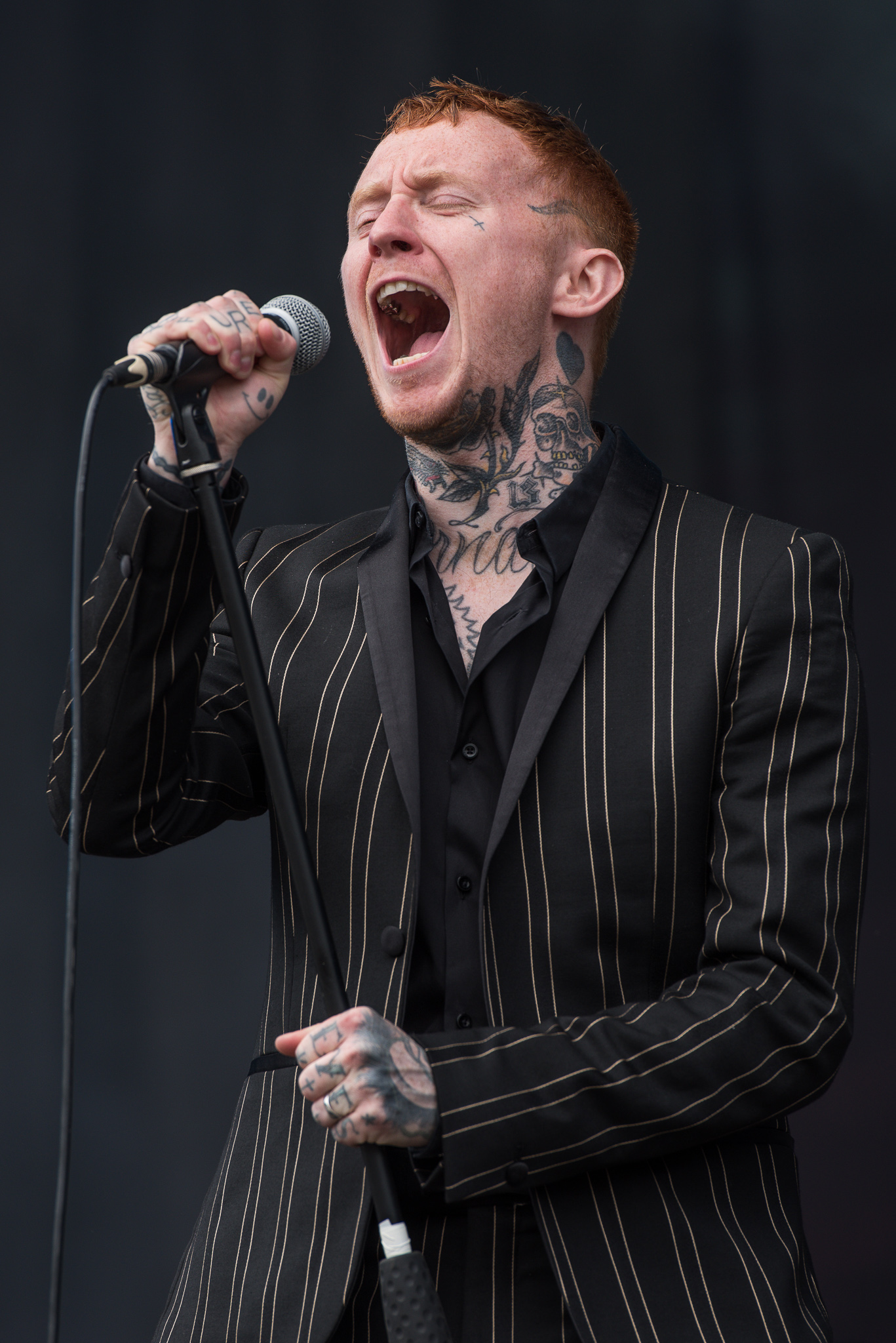 Frank Carter neck and hand tattoos