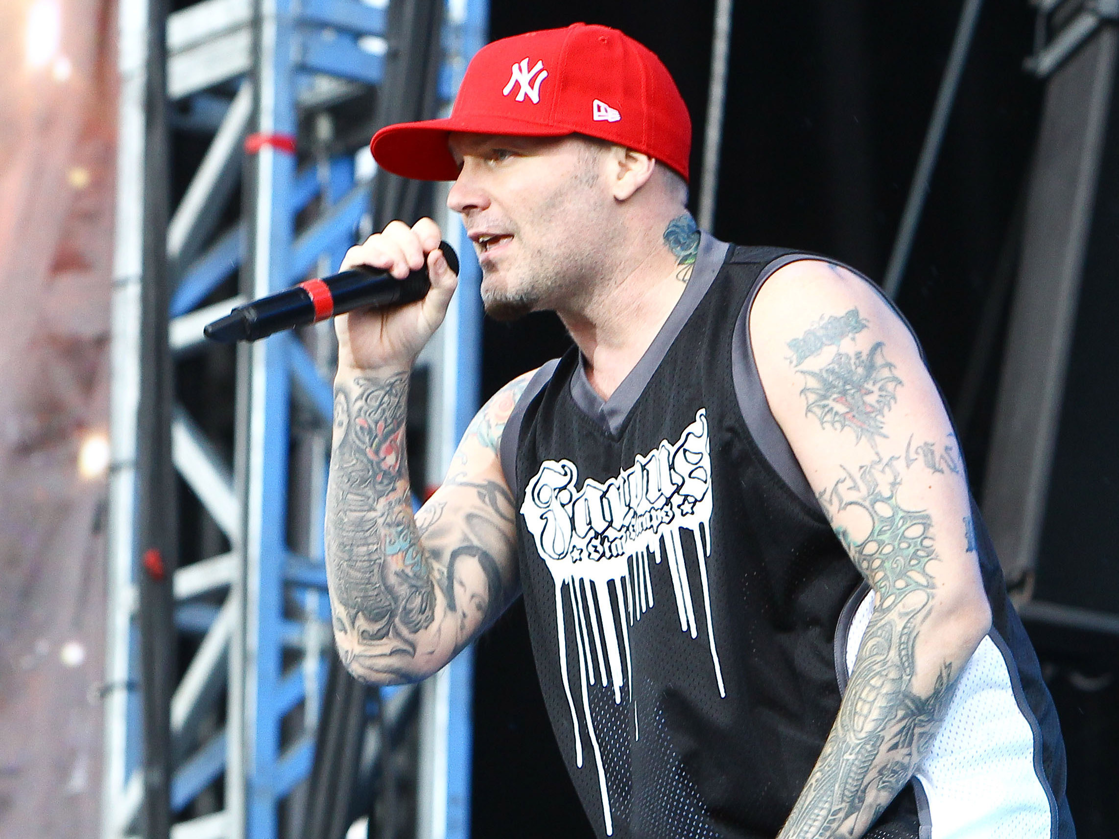 Fred Durst Limp Bizkit arm tattoos