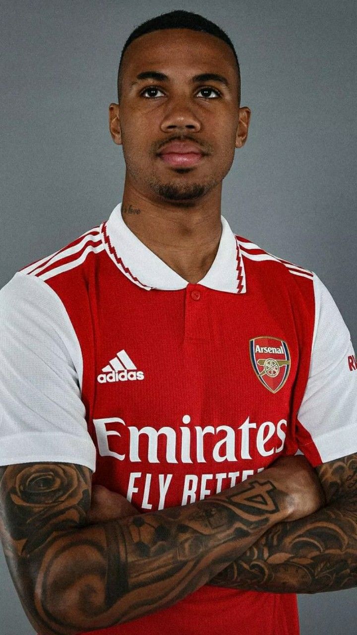Gabriel Magalhaes Wider Arsenal kit photograph showing lettering, symbols and shaded arm passages. Gabriel Magalhaes tattoos: Wider Arsenal kit photograph showing lettering, symbols and shaded arm passages.