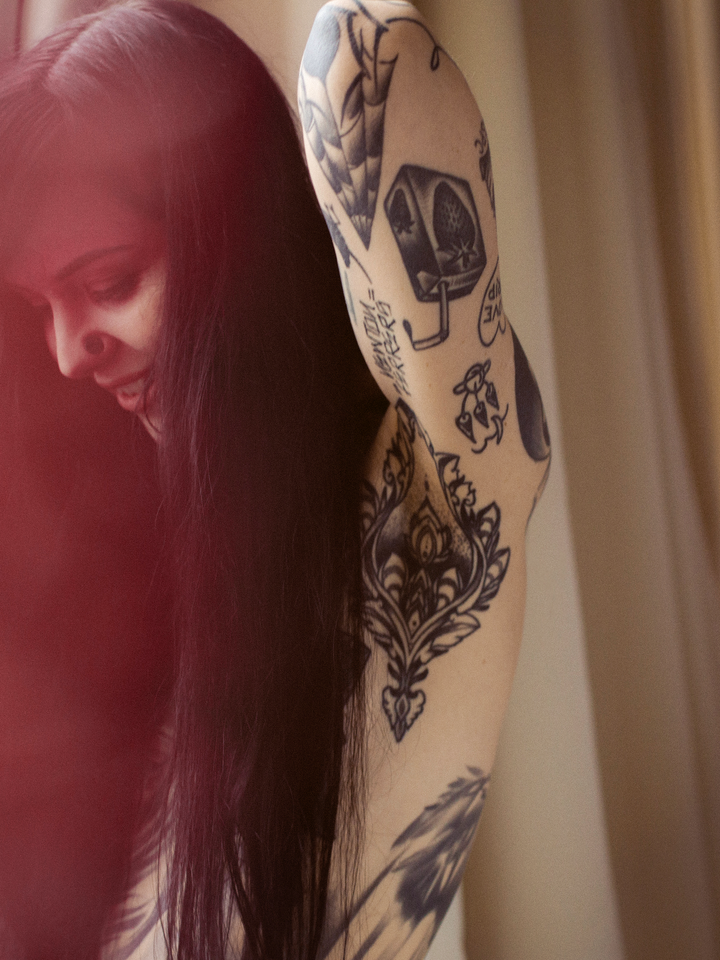 Grace Neutral tattoos: Side, back and ornamental tattoo coverage