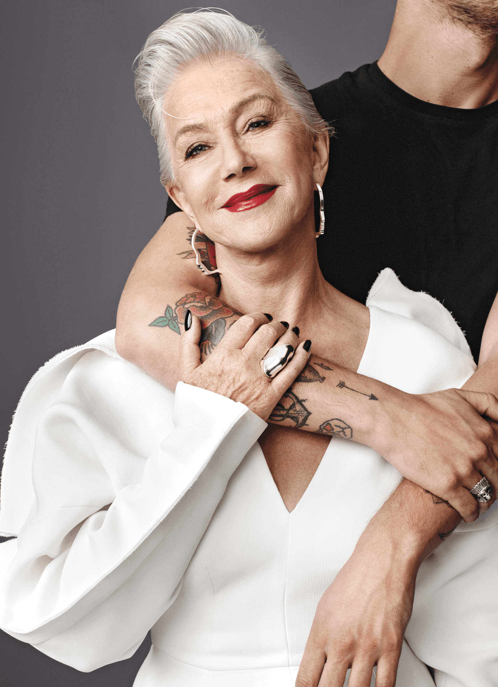 Helen Mirren in a contextual photograph: inline; not tattoo evidence
