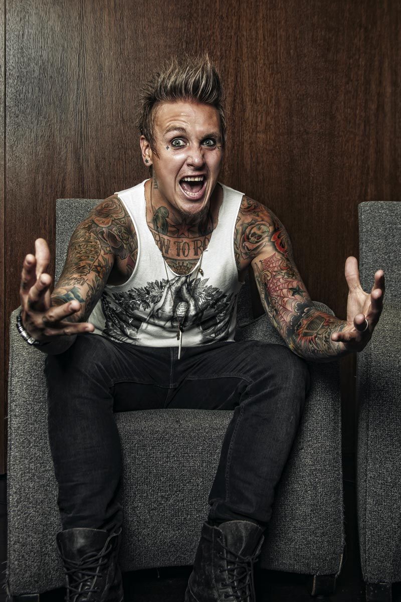 Jacoby Shaddix arm and chest tattoos