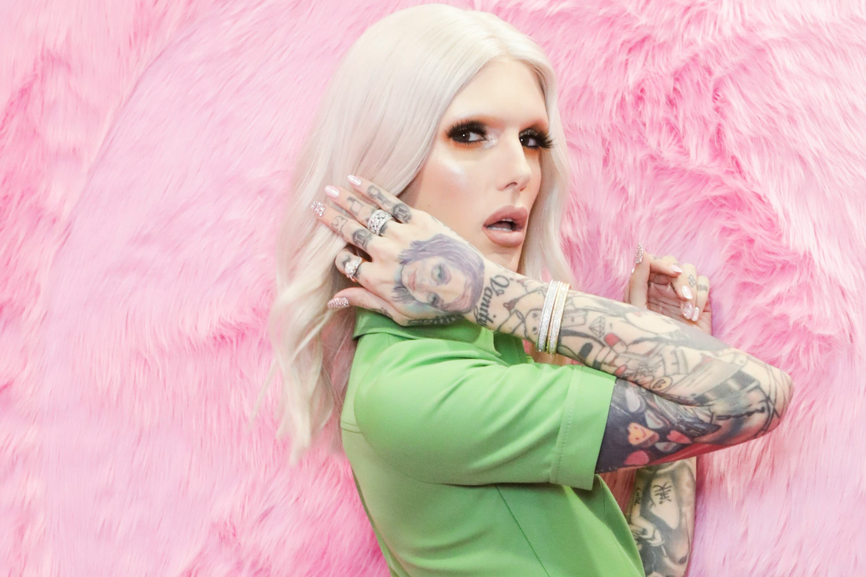 Jeffree Star arm and hand tattoos in color