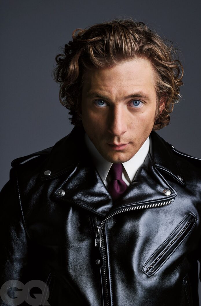 Jeremy Allen White tattoos