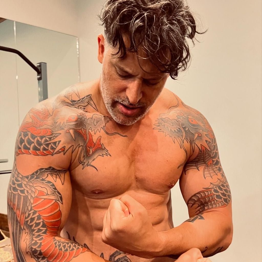 Joe Manganiello How the sleeves read in a real-world photo Joe Manganiello tattoos: How the sleeves read in a real-world photo