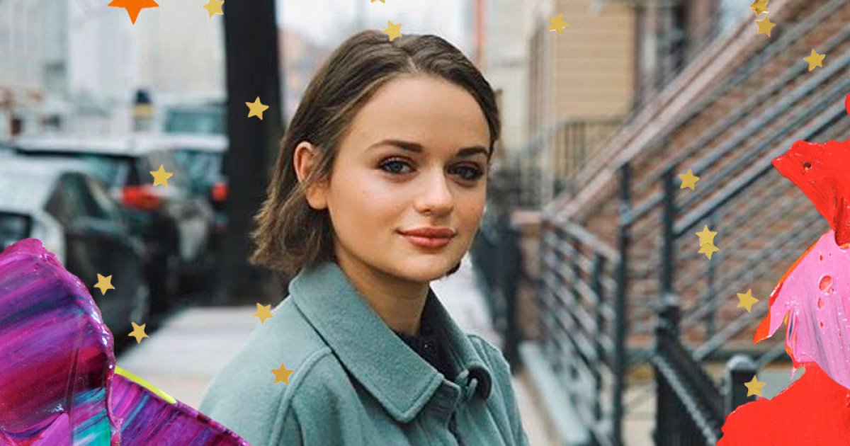 Joey King contextual photo Joey King in a contextual photograph: context for the meaning behind the sister appointment; not tattoo evidence
