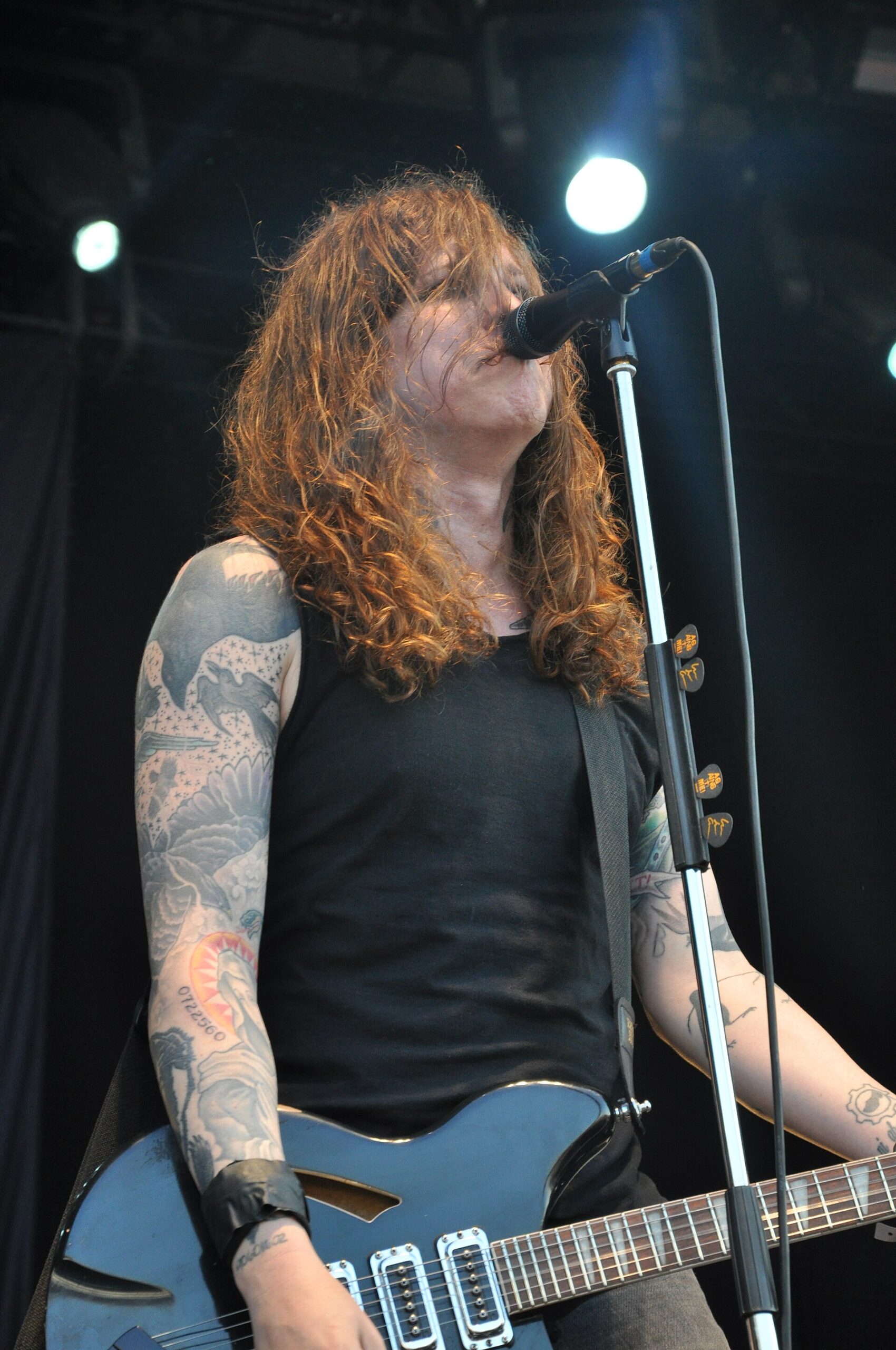 Laura Jane Grace hand and arm layering Laura Jane Grace tattoos: hand and arm layering