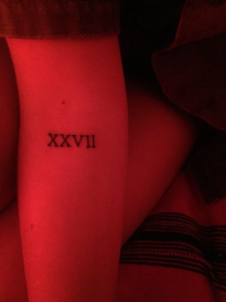 Lauren Jauregui tattoos: inline