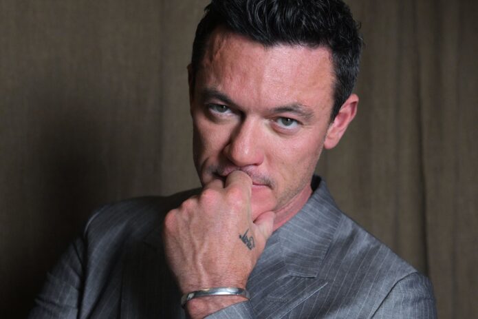 Luke Evans tattoos
