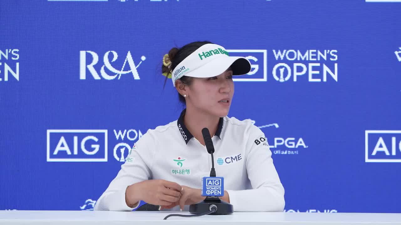 Lydia Ko in a contextual photograph: Lydia Ko contextual photograph - not tattoo evidence; not tattoo evidence