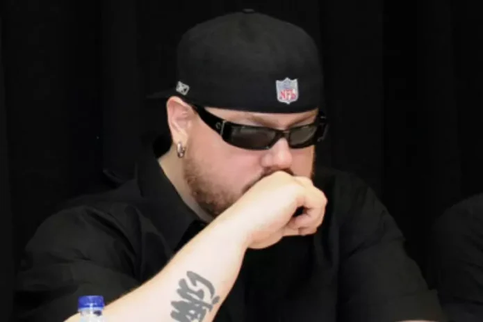 Mick Thomson tattoos