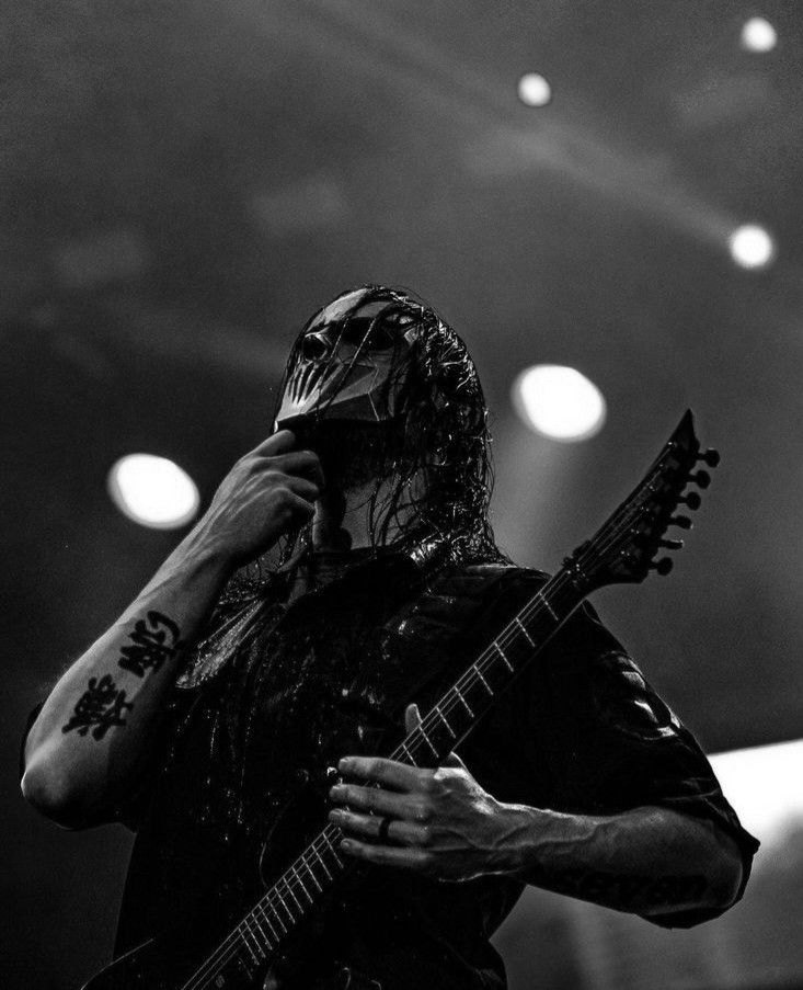 Mick Thomson forearm tattoos