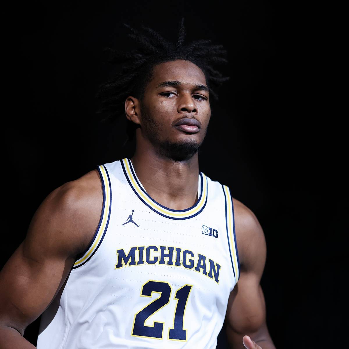 Morez Johnson Jr. portrait: face-visible Michigan roster portrait