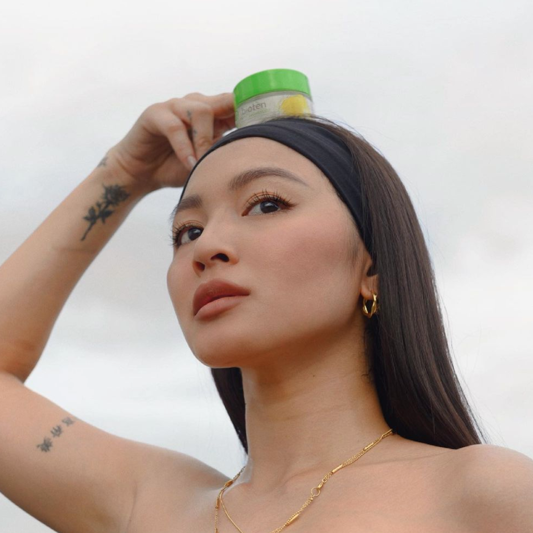 Nadine Lustre wrist and arm view of the documented rose tattoo Nadine Lustre tattoos: wrist and arm view of the documented rose tattoo