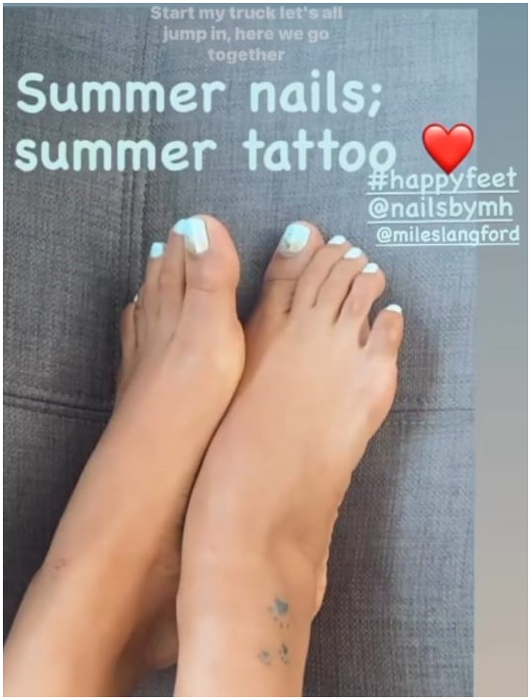 Priyanka Chopra tattoos: three paw prints above the ankle