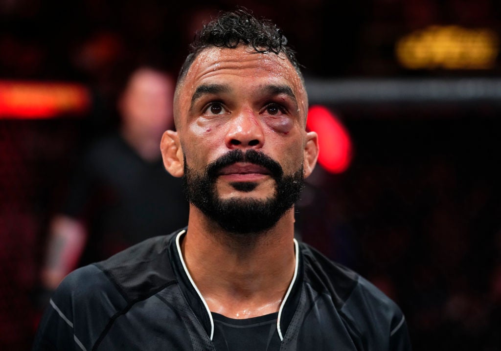 Rob Font in a contextual photograph: After the Yanez fight; not tattoo evidence