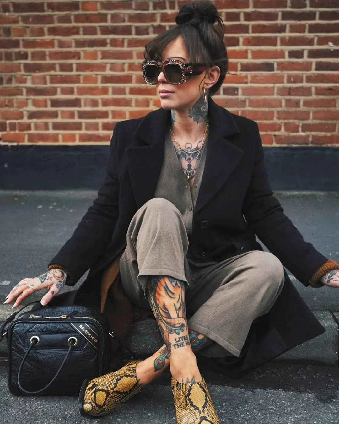 Sammi Jefcoate tattoos: The framed tiger design on her shin