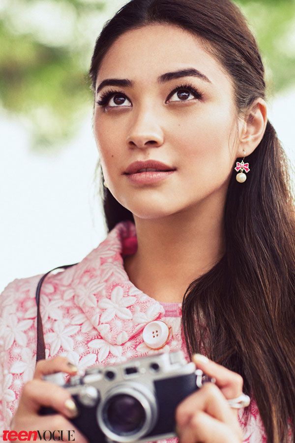 Shay Mitchell in a contextual photograph: Contextual editorial portrait; not tattoo evidence