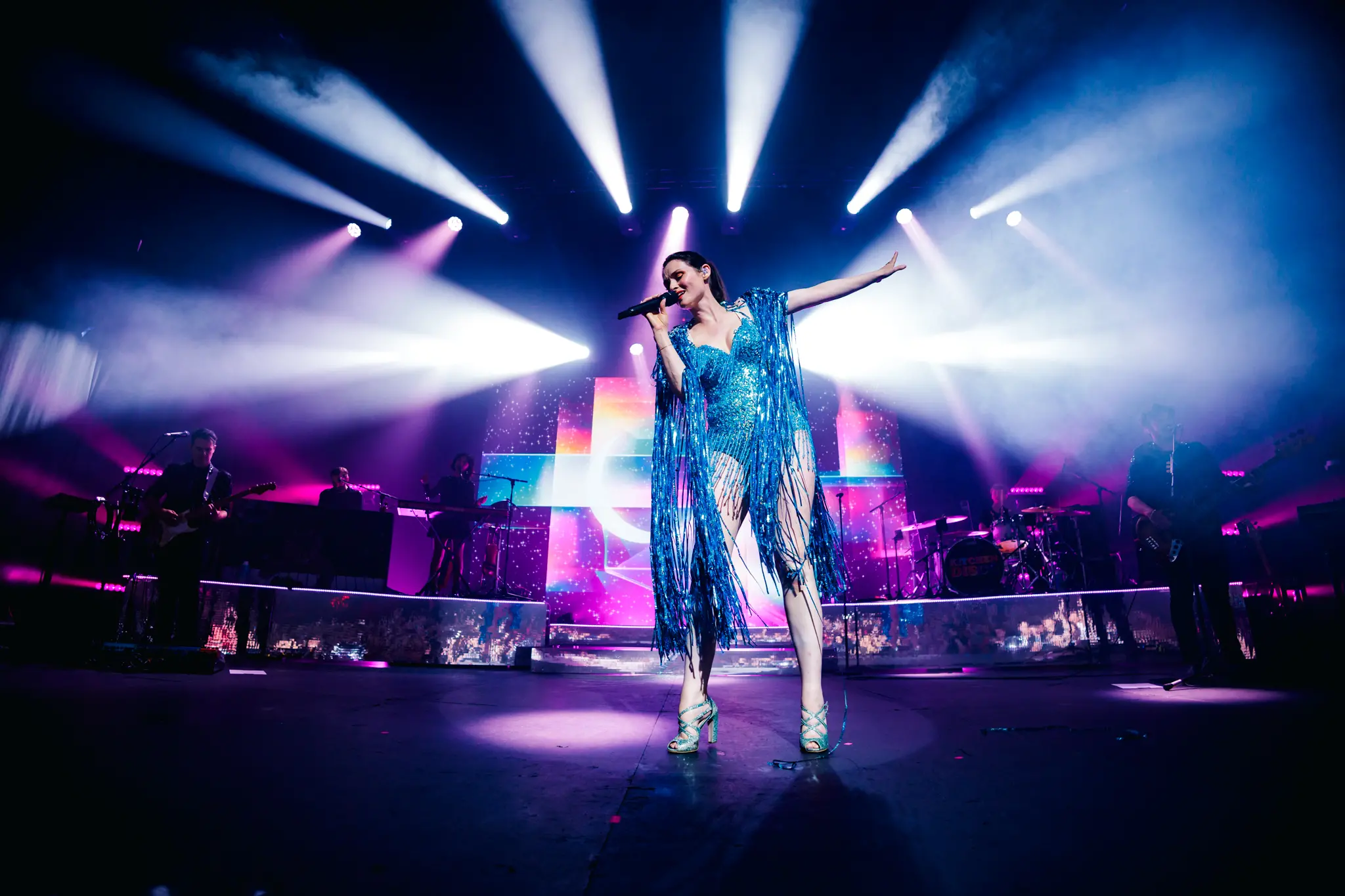 Sophie Ellis-Bextor live-performance context image Sophie Ellis-Bextor in a contextual photograph: live-performance context image; not tattoo evidence
