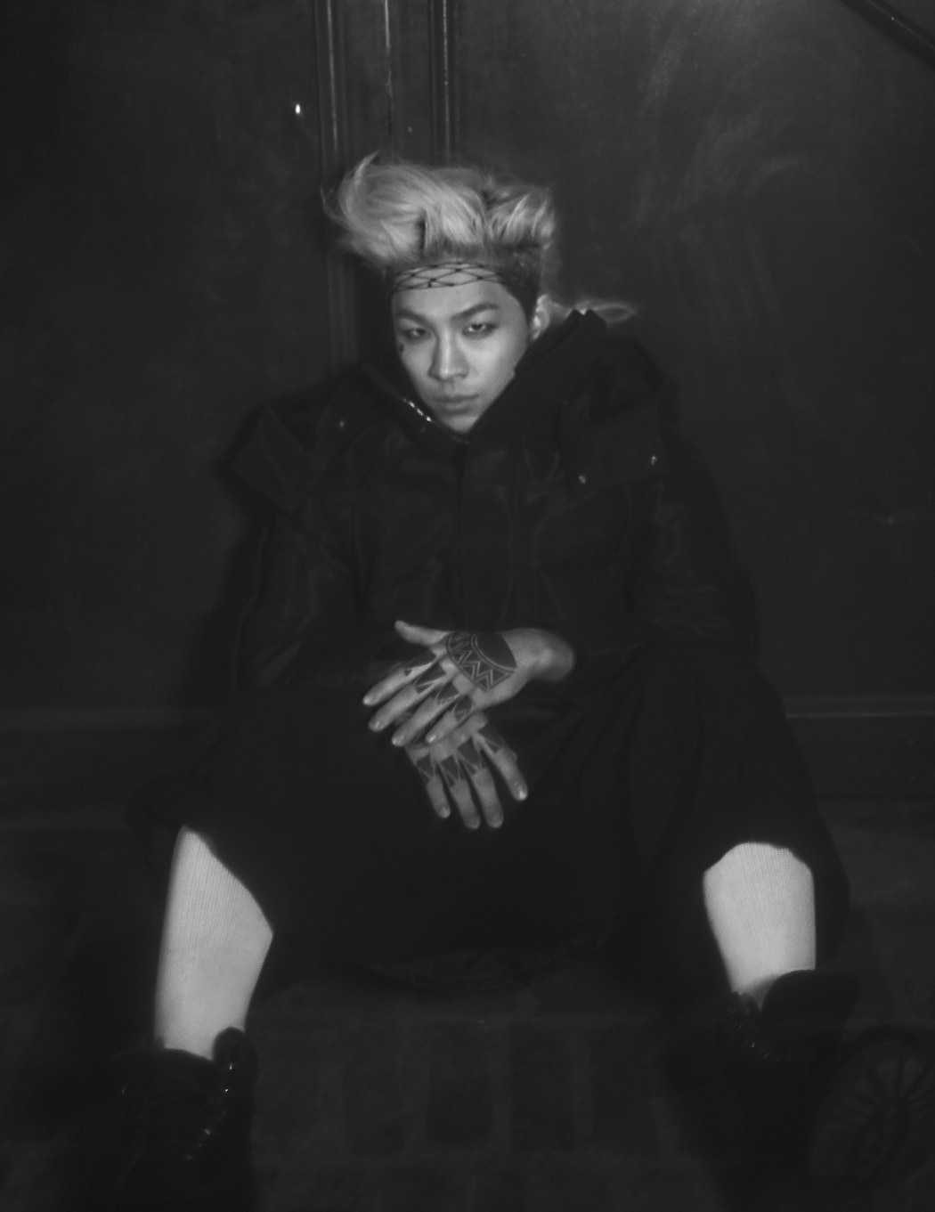 Taeyang tattoos: darker hand tattoo contrast