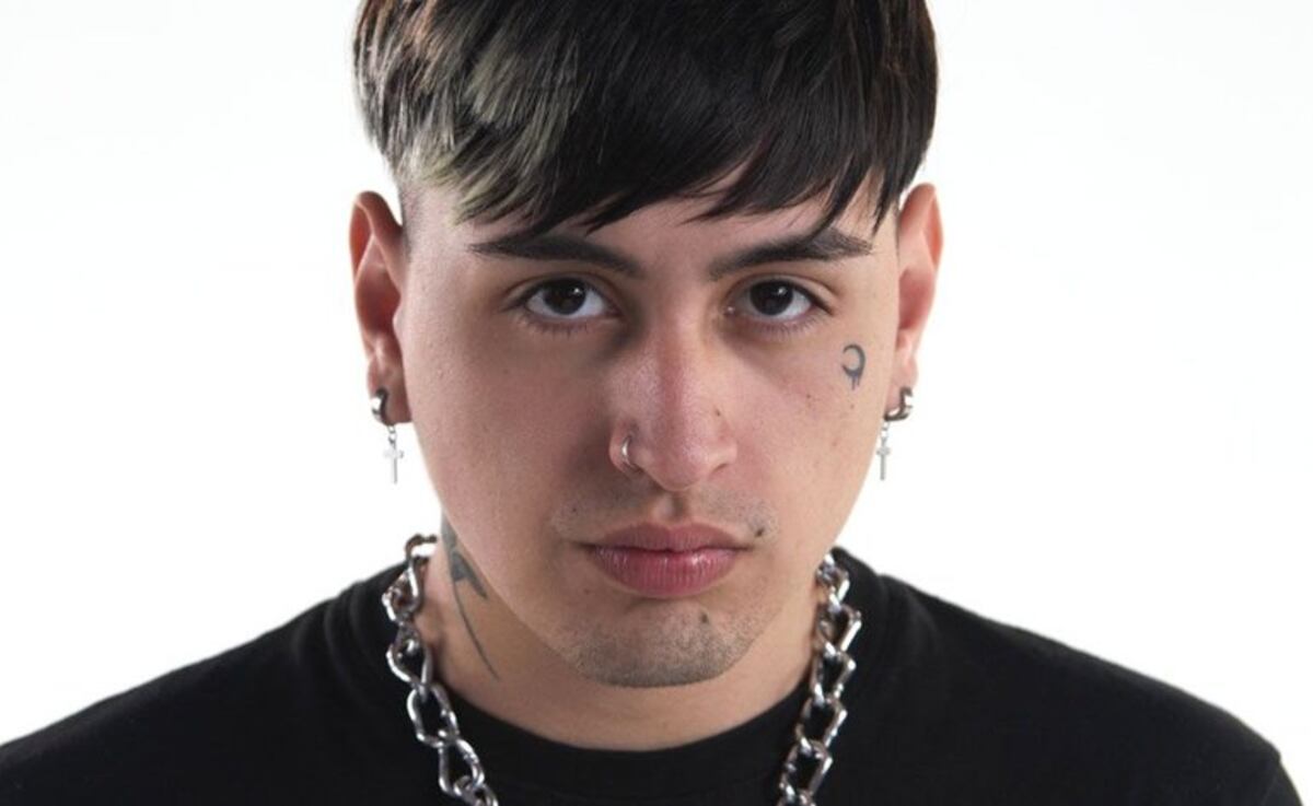 Tiago PZK tattoos: Crescent placement and commitment to music